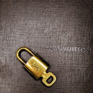 ✨ Authentic Louis Vuitton Brass Lock & Key Set (No. 315) ✨